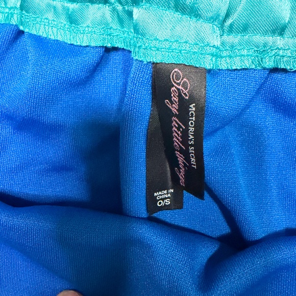 RARE Victoria's Secret Sexy Little Things Flight Attendant
Halloween Costume - Picture 3 of 13